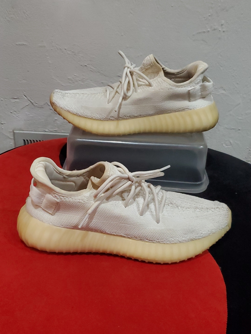 Adidas Yeezy Boost 350 V2 "Cream White" Sneakers Size Mens 7 Or Womens 8